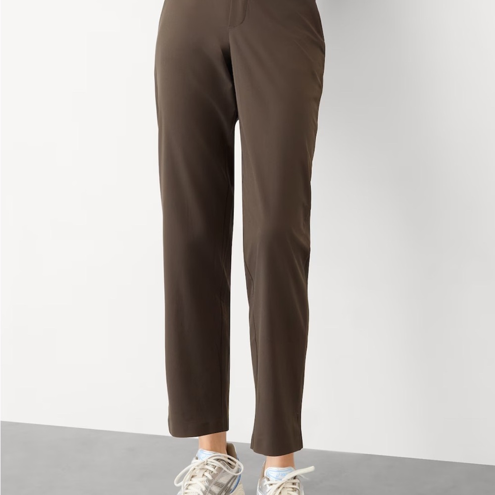 Athleta Brooklyn Ankle Pants. Size 8 brown-ish.